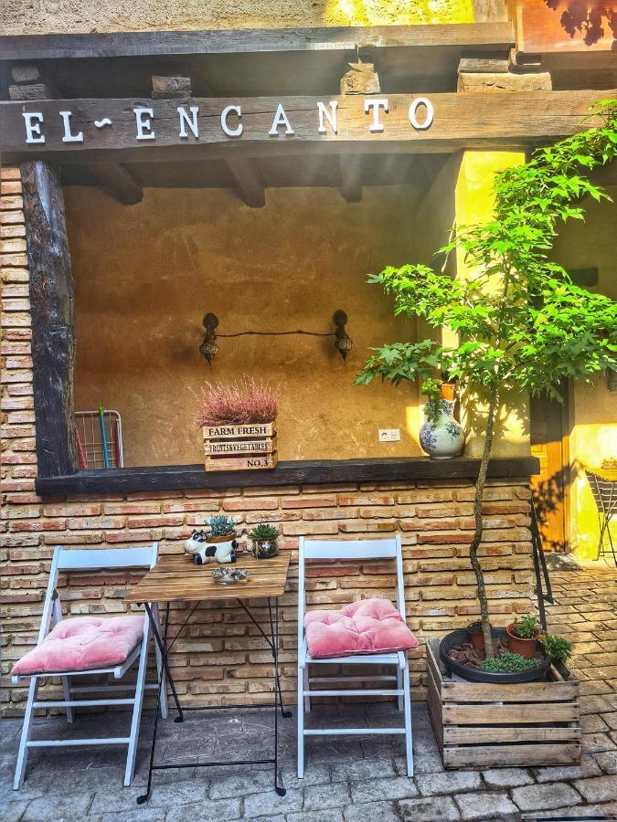 Albergue El Encanto Villares de Orbigo Exterior photo